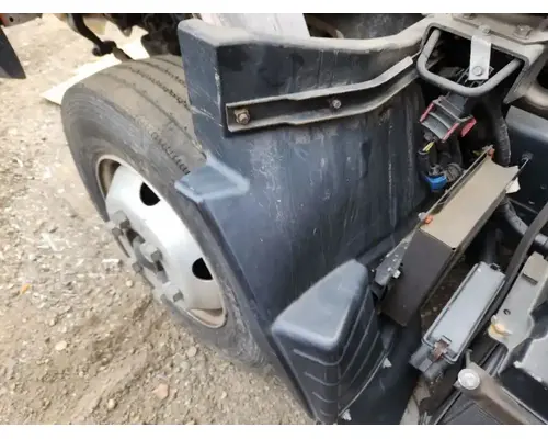 Mitsubishi FEC72S Fender Extension