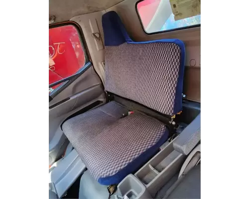 Mitsubishi FEC92S Seat, Front