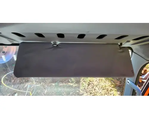 Mitsubishi FEC92S Sun Visor (External)