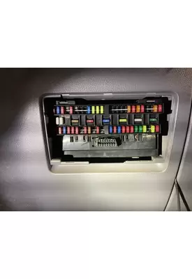 Mitsubishi FE Fuse Box