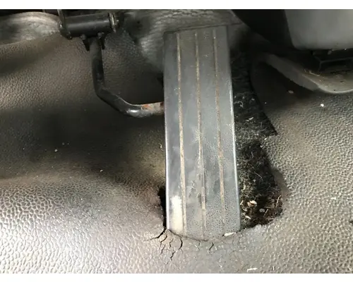 Mitsubishi FH Foot Control Pedal (all floor pedals)