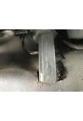 Mitsubishi FH Foot Control Pedal (all floor pedals)