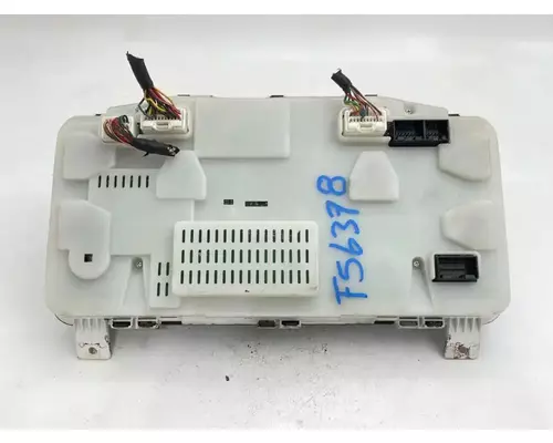 Mitsubishi FK61F Instrument Cluster