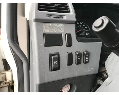 Mitsubishi FK Dash Panel