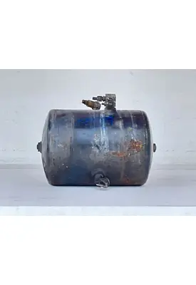 Mitsubishi FM617 Air Tank