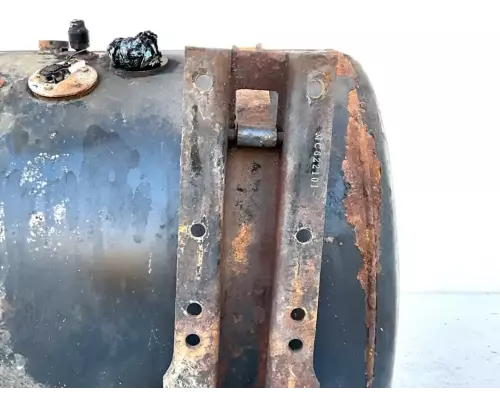 Mitsubishi FM617 Fuel Tank