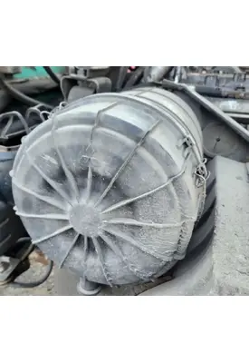 Mitsubishi FM65F Air Cleaner