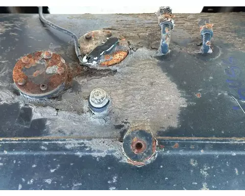 Mitsubishi FM65F Fuel Tank