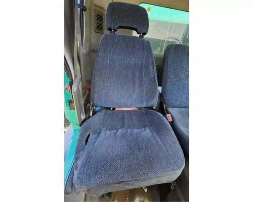 Mitsubishi FM65F Seat, Front