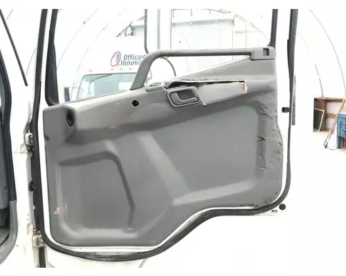 Mitsubishi FUSO Door Assembly, Front