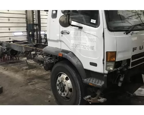 Mitsubishi FUSO Fender