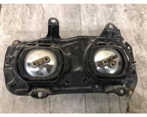 Mitsubishi FUSO Headlamp Assembly