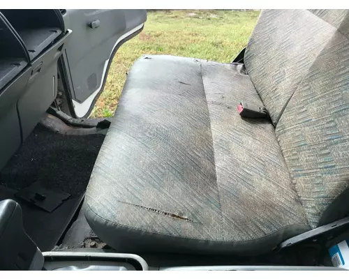 Seat, Front Mitsubishi FH Vander Haags Inc Kc