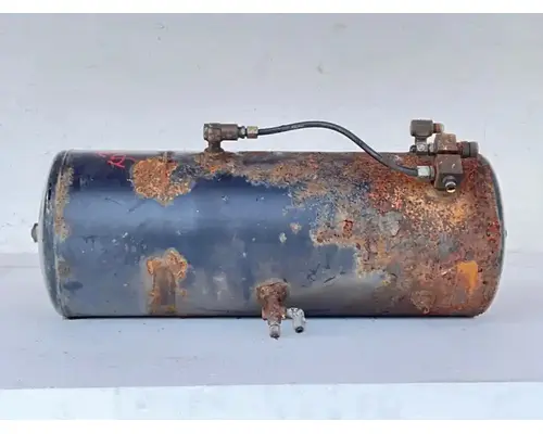 Air Tank Mitsubishi FM617 Complete Recycling Group LLC