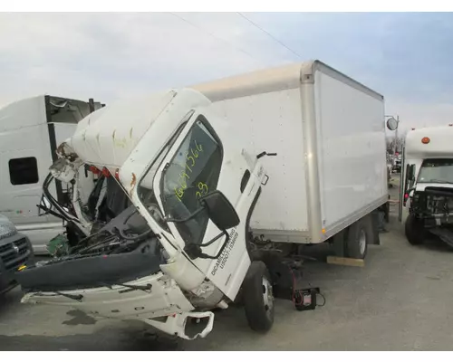 Back Glass MITSUBISHI FUSO Dutchers Inc   Heavy Truck Div  Ny