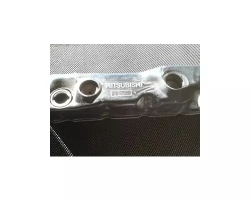 Valve Cover MITSUBISHI N/A American Truck Salvage