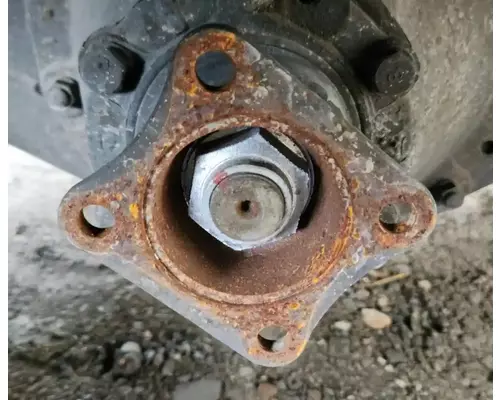 Mitsubishi Other Axle Assembly, Rear