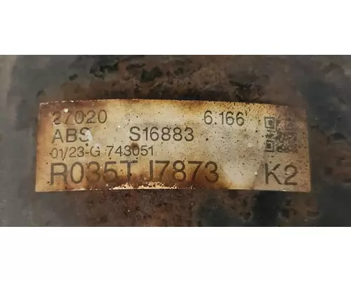 Mitsubishi R035T Axle Assembly, Rear