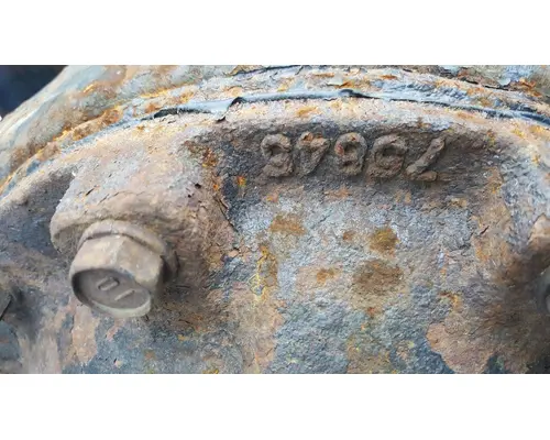 Mitsubishi R035T Rears (Rear)