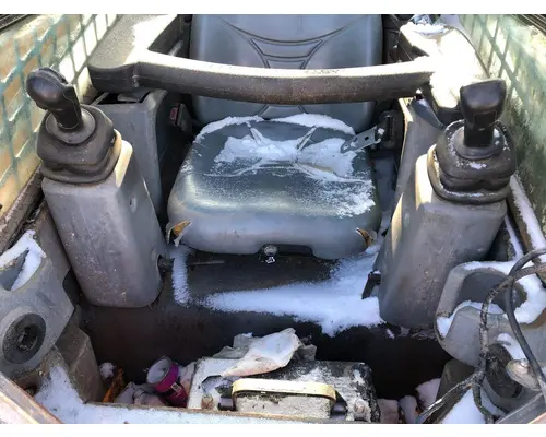 Mustang 2200R Equip Cab Assembly