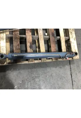 Mustang 2200R Equip Hydraulic Cylinder