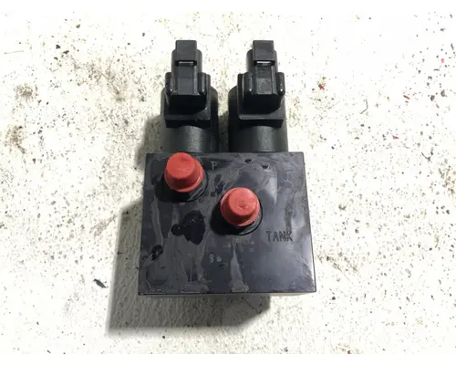 Mustang 2200R Equip Hydraulic Valve