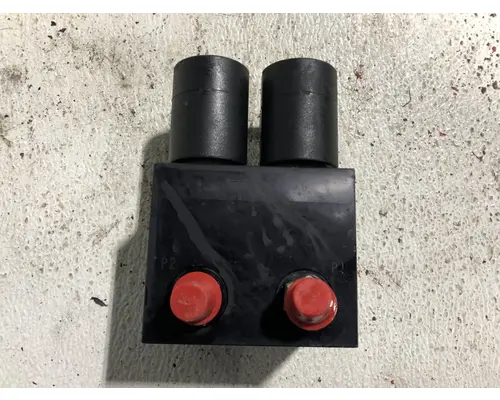 Mustang 2200R Equip Hydraulic Valve