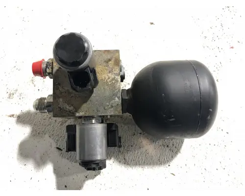 Mustang 2200R Equip Hydraulic Valve