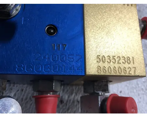 Mustang 2200R Equip Hydraulic Valve