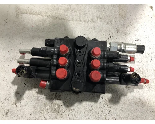 Mustang 2200R Equip Hydraulic Valve