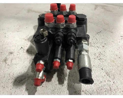 Mustang 2200R Equip Hydraulic Valve
