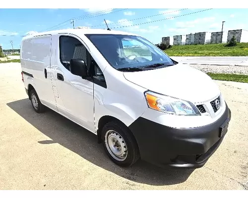 NISSAN NV 200 Used Trucks