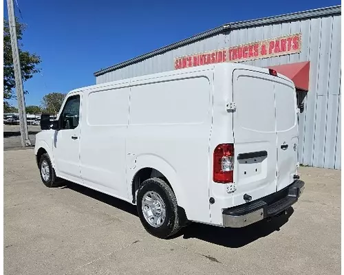 NISSAN NV 2500 HD Used Trucks