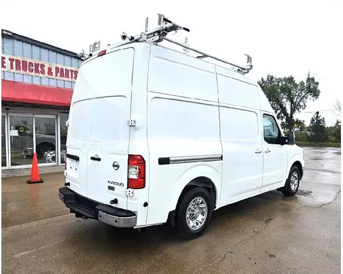 NISSAN NV 2500 HD Used Trucks