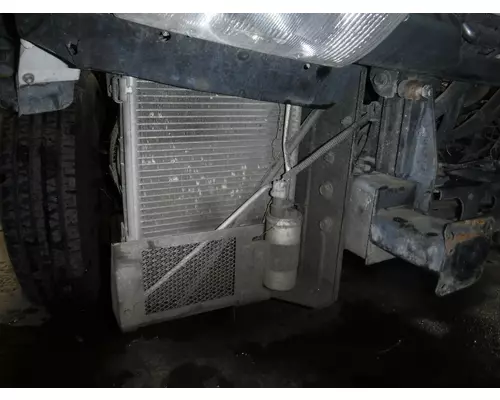 NISSAN UD1200 / UD1300 / UD1400 Air Conditioner Condenser