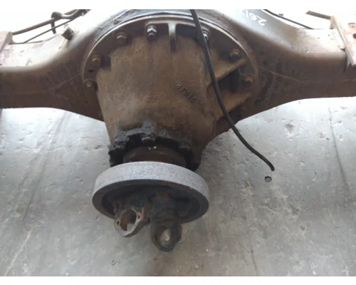 NISSAN UD2600R557 DIFFERENTIAL ASSEMBLY REAR REAR
