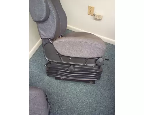 National Seats  New Bostrom Mid Back Air Ride Seat