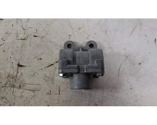 Fuel Injector Navistar  Lund Truck Parts