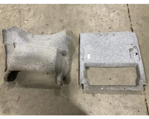 New Holland L218 Equipment (Mounted)