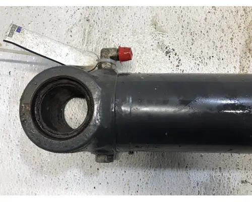 New Holland L220 Equip Hydraulic Cylinder