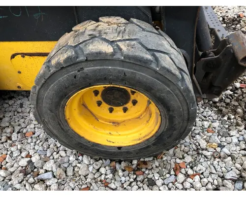 New Holland L220 Equip Tire and Rim