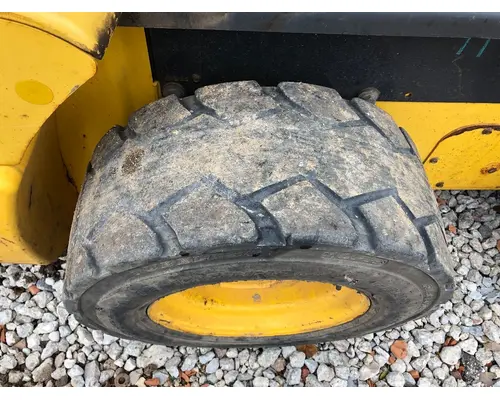 New Holland L220 Equip Tire and Rim