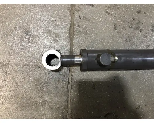 New Holland LS170 Equip Hydraulic Cylinder