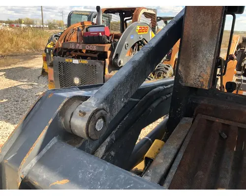 New Holland LS170 Equip Linkage