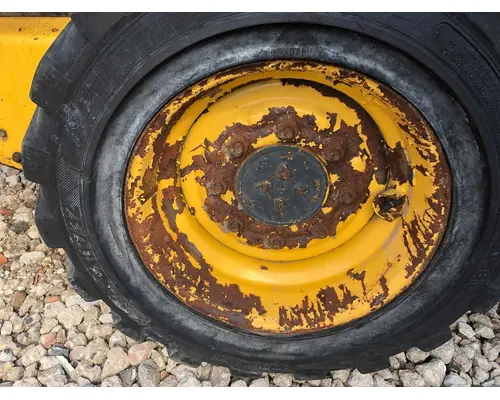 New Holland LS170 Equip Wheel