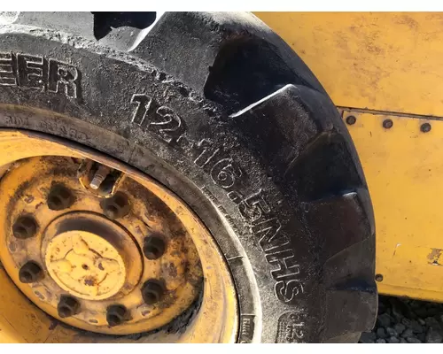 New Holland LS180 Equip Tire and Rim