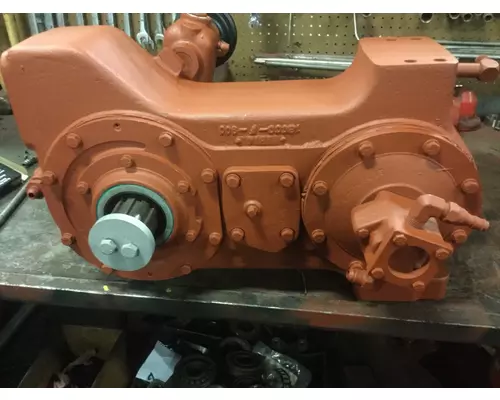 OSHKOSH 18000 TRANSFER CASE ASSEMBLY