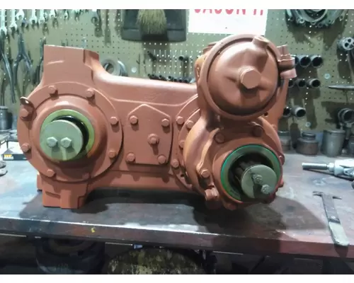 OSHKOSH 18000 TRANSFER CASE ASSEMBLY