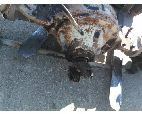 OSHKOSH 23.137 AXLE ASSEMBLY, FRONT (DRIVING)