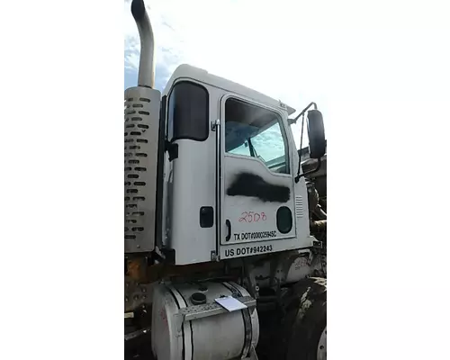 OSHKOSH F-SERIES Cab